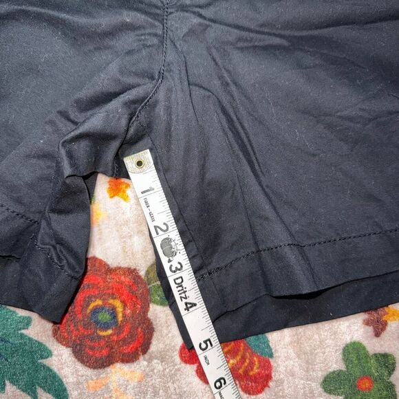 Old Navy Black High Waist Everyday Shorts (Cotton Chino Shorts) - Picture 6 of 8